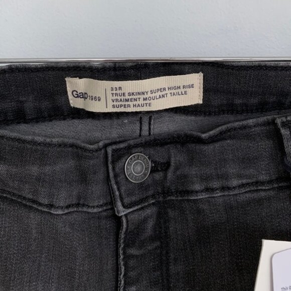 NWT 1969 Gap True Skinny Super High Rise Sculpt jeans 33 / 16 Reg - Picture 9 of 15